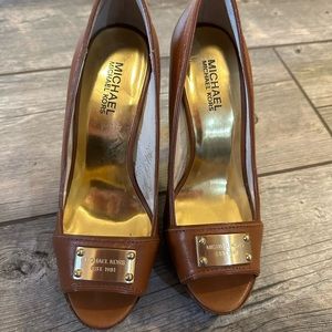 Michael Kors Brown Peep-Toe Heels